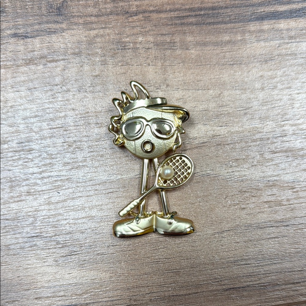Vintage AJC Tennis Player Pin Brooch Swivel Head Gold Tone Simulated Pearl